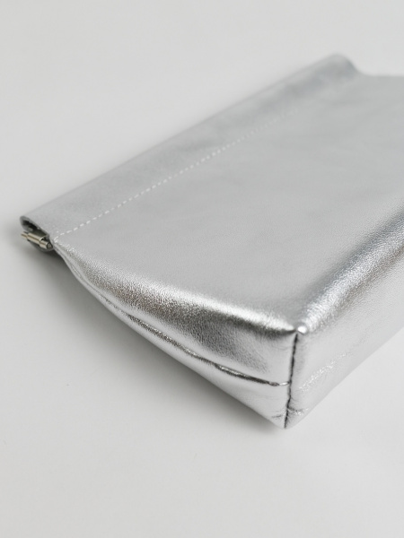 фото 456-77 8029 Косметичка DG серебристый