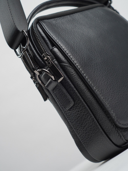 фото 453-69 22-2053-2 Сумка кросс-боди мужская натуральная кожа DE-GOSA черный