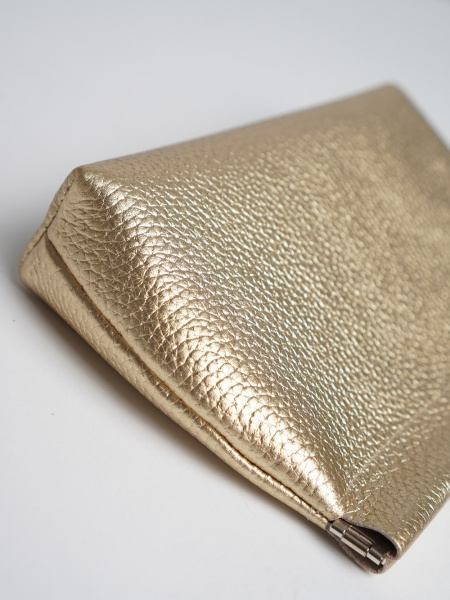 фото 449-69 8029 Косметичка DG золотой