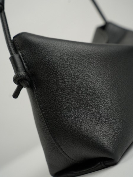 455-66 8836 Сумка хобо женская натуральная кожа Ludor черный