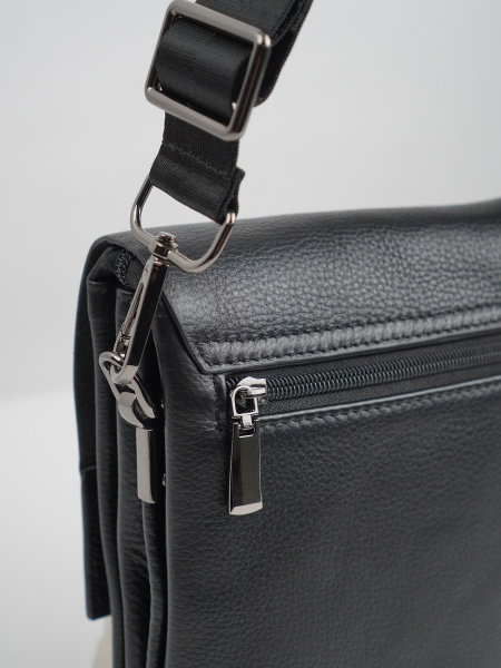 фото 453-68 22-625-3 Сумка кросс-боди мужская натуральная кожа DE-GOSA черный